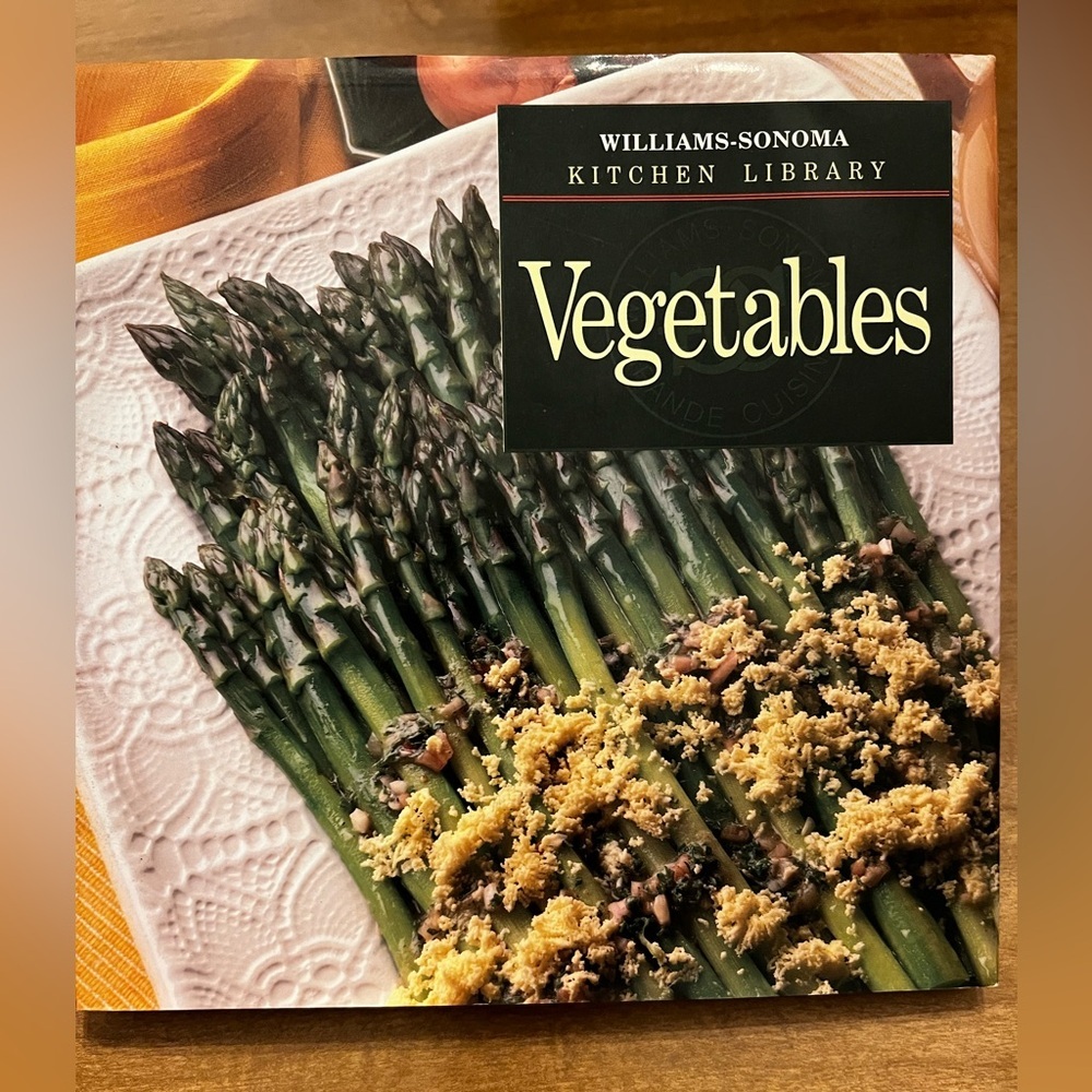 1993 Williams Sonoma Vegetable cookbook